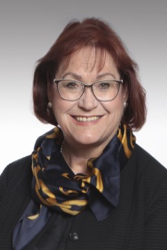 Frau Andrea Mayer Frau Andrea Mayer